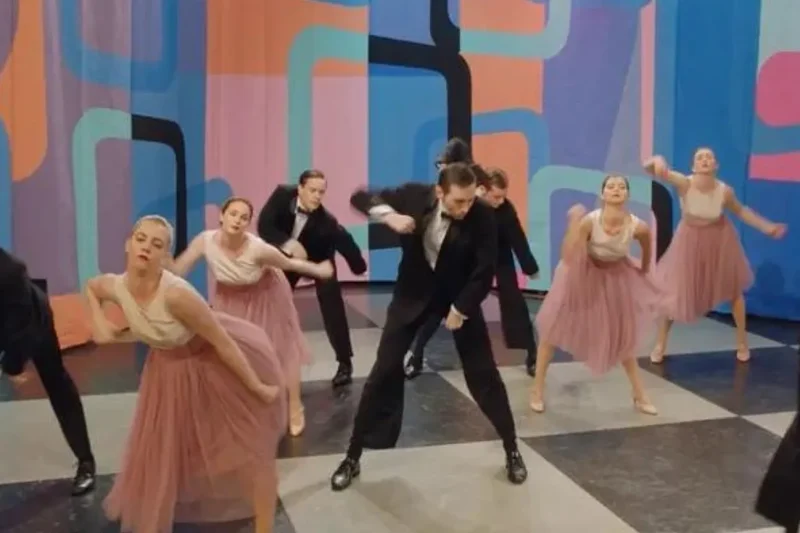 Fenomena "work" dari no na: 3,1 Juta Streams dalam Seminggu dan Rahasia di Balik Koreografi yang Viral di TikTok